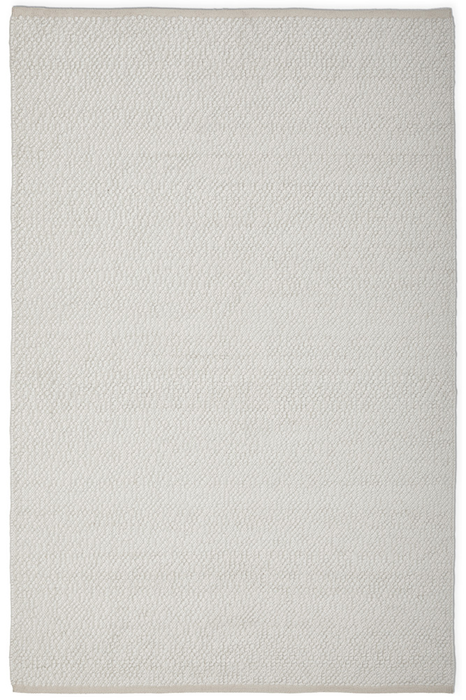 BOUCLE WHITE RUG